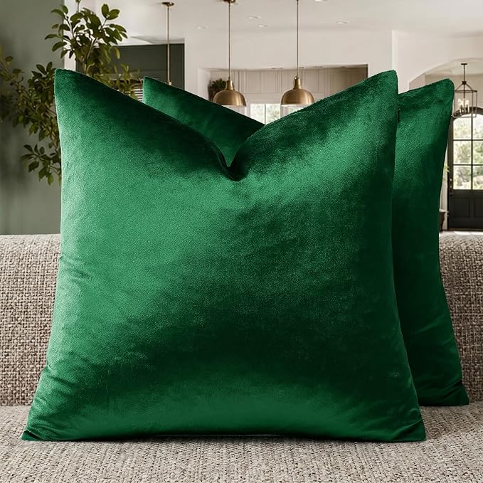 GIGIZAZA Green Velvet Pillow Covers 26x26 Decorative Pillows Pack of 2 | Throw - Image 7