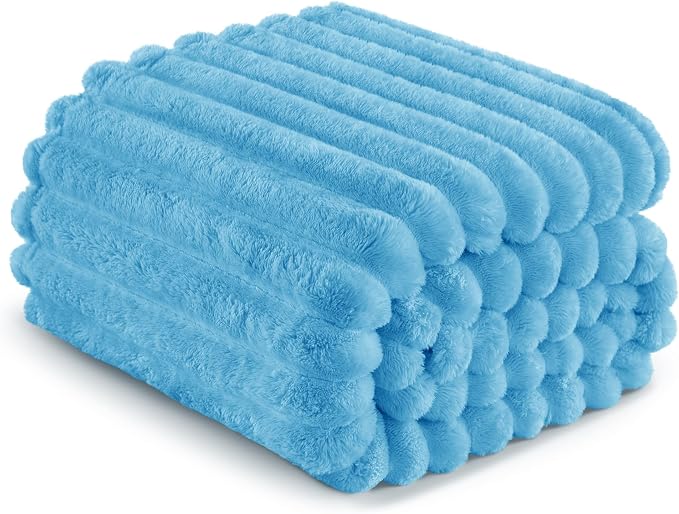 Exclusivo Mezcla Striped Fleece Throw Blanket - Image 6