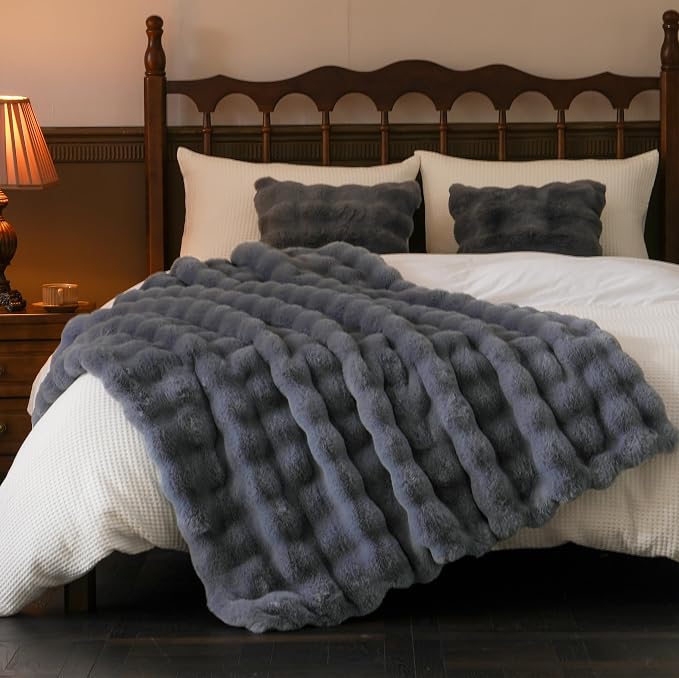 BENVWE Faux Fur Throw Blanket for Couch - Image 7