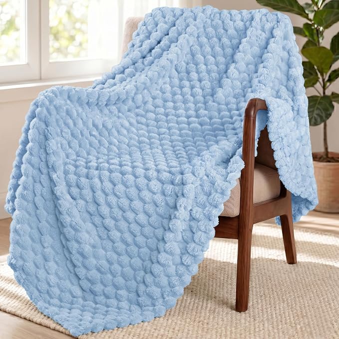 Exclusivo Mezcla Large 3D Fleece Throw Blanket by ExclusivoMezcla