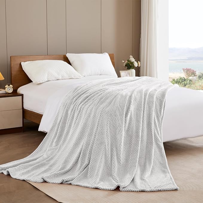 Exclusivo Mezcla Soft Waffle Fleece Bed Blanket King Size, Heather Gray | - Image 5