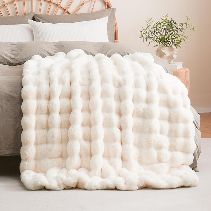 BENVWE Faux Fur Throw Blanket for Couch - Image 7