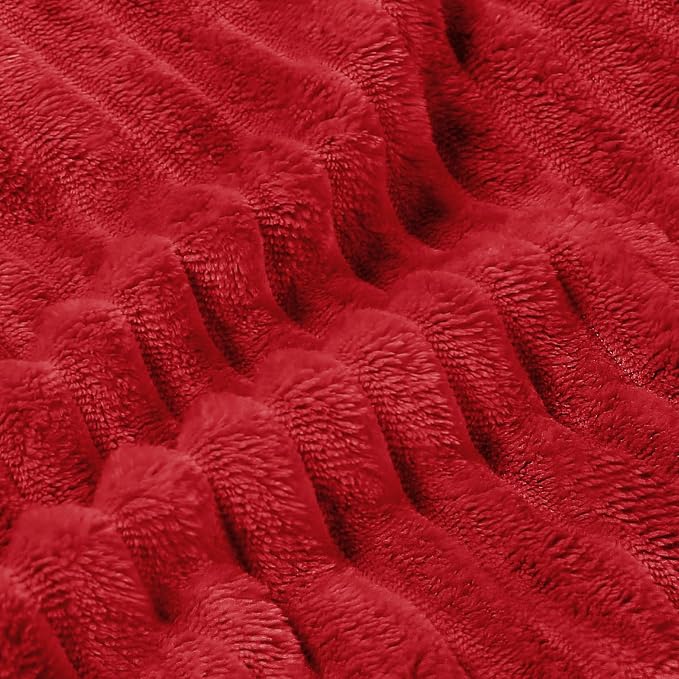 BEDELITE 3D Ribbed Jacquard Red King Size Blankets - Image 4