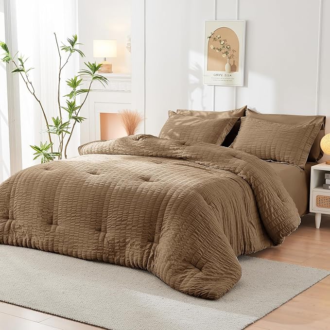 HYMOKEGE Brown Queen Comforter Set Seersucker 7 Pieces, All Season Luxury Bed in a Bag Queen for Bedroom, Bedding Set with Comforter, Sheets, Pillowcases & Shams