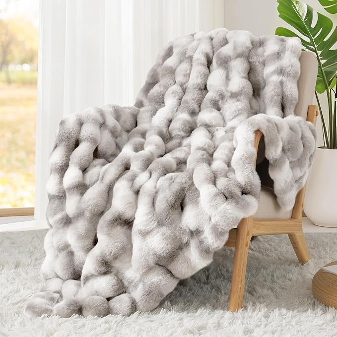 Luxury 1000GSM Faux Rabbit Fur Throw Blanket, Super Heavy Warm Cozy Grey - Image 7