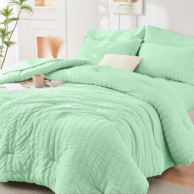 HYMOKEGE Mint Green California King Comforter Set Seersucker 7 Pieces, All Season Luxury Bed in a Bag for Bedroom, Bedding Set with Comforter, Sheets, Pillowcases & Shams