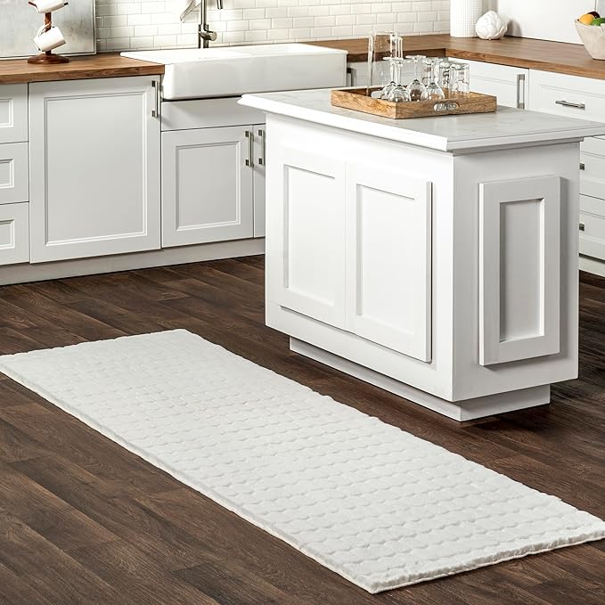 nuLOOM Nia White Geometric Washable Runner Rug by nuLOOM