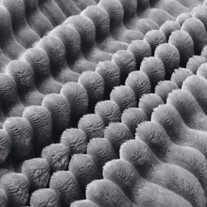 BEDELITE 3D Ribbed Jacquard Grey Full Size Blankes - Image 6