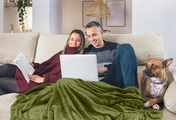 Utopia Bedding Fleece Blanket King Size Olive 300GSM Luxury Fuzzy Soft - Image 5