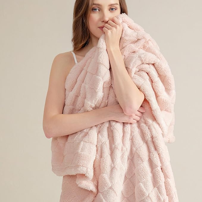 Bedsure GentleSoft Twin Blanket - Image 2