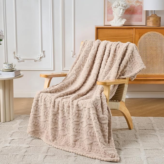 Brown Throw Blanket - Image 6