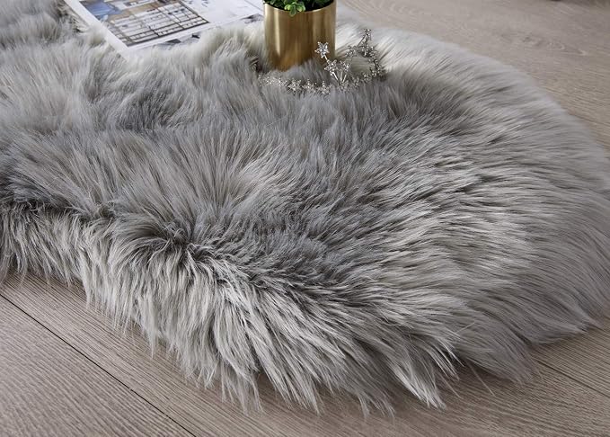 SERISSA 2x6 Fluffy Grey Faux Fur Area Rug - Image 5