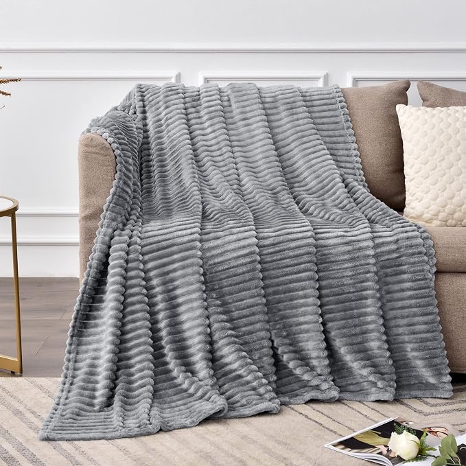 BEDELITE 3D Ribbed Jacquard Grey Fleece Throw Blanket - Image 2