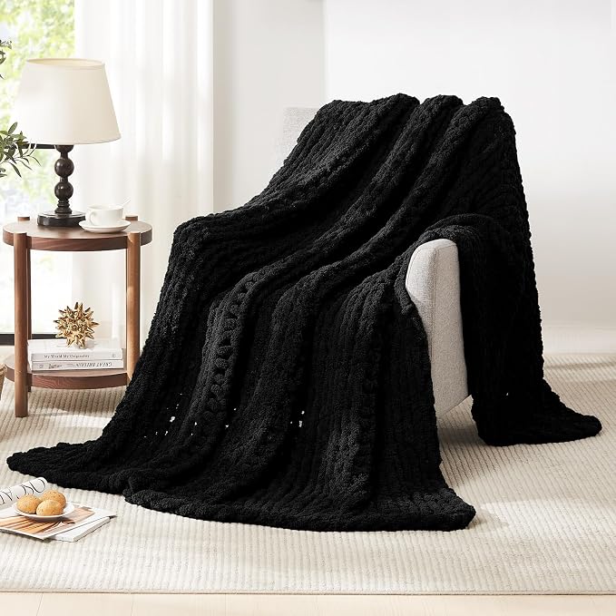 L'AGRATY Chunky Knit Throw Blanket - Image 7