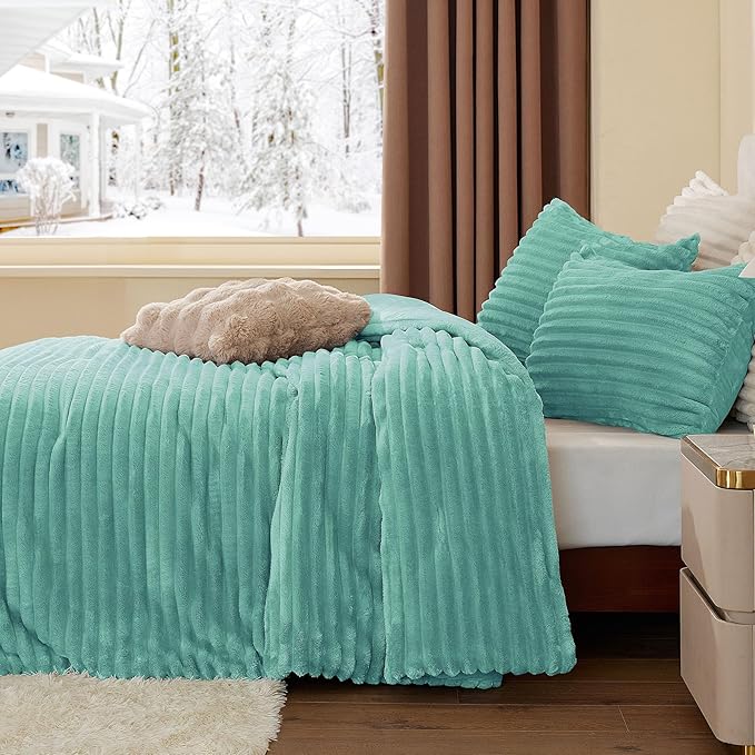 BEDELITE Fleece Twin Comforter Set -Super Soft & Warm Fluffy Haze Blue Bedding, Luxury Fuzzy Heavy Bed Set for Winter with 1 Pillow case