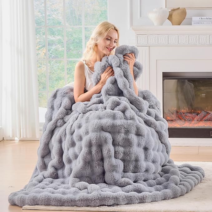 BENVWE Fluffy Faux Fur Throw Blanket - Image 5