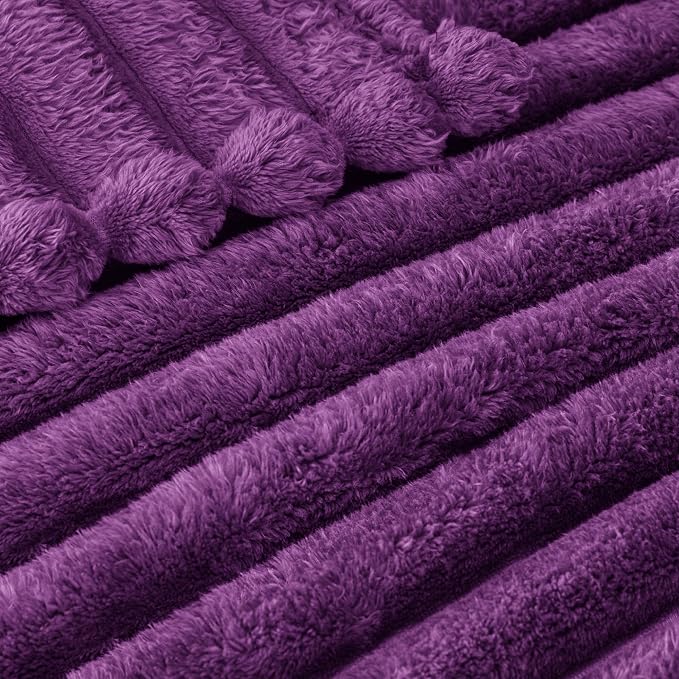 Exclusivo Mezcla Striped Twin Size Fleece Blanket - Image 4