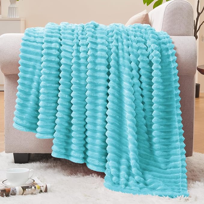 BEDELITE Ribbed Jacquard Light Blue Fleece Twin Blanket by BEDELITE
