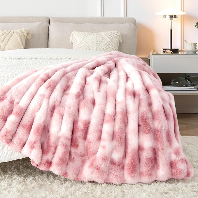Luxury Faux Rabbit Fur Twin Blanket - Image 4