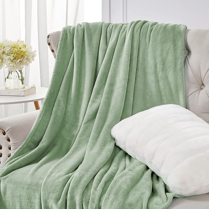 Walensee Fleece Blanket Plush Throw Fuzzy Lightweight (Twin Size 60x80 Sage Green) Super Soft Microfiber Flannel Blankets for Couch, Bed, Sofa Ultra Luxurious Warm and Cozy for All Seasons