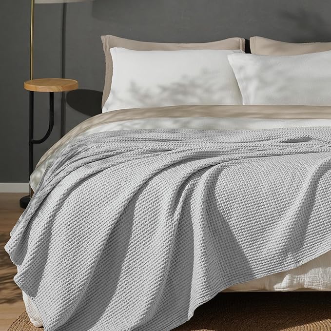 PHF 100% Cotton Waffle Weave Blanket Twin Size for Bed,Snag Proof Lightweight Breathable Moisture-Wicking Throw for Couch,Great for Layering in Cold Weather,Machine Washable,Home Decor Gift-Light Grey