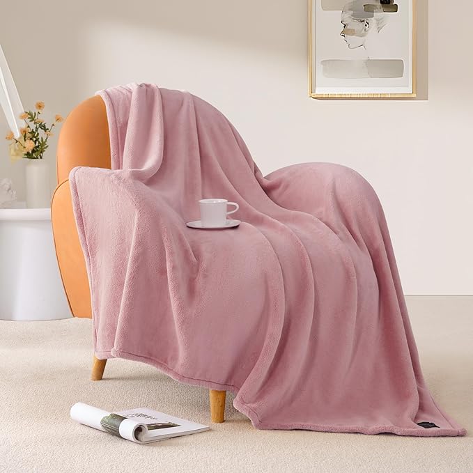 BEAUTEX Fleece Blanket King Size Super Soft Flannel Throw Blanket Lightweight Fuzzy Plush Blanket for Couch Sofa or Bed All Seasons (Dusty Pink, 108" x 90")