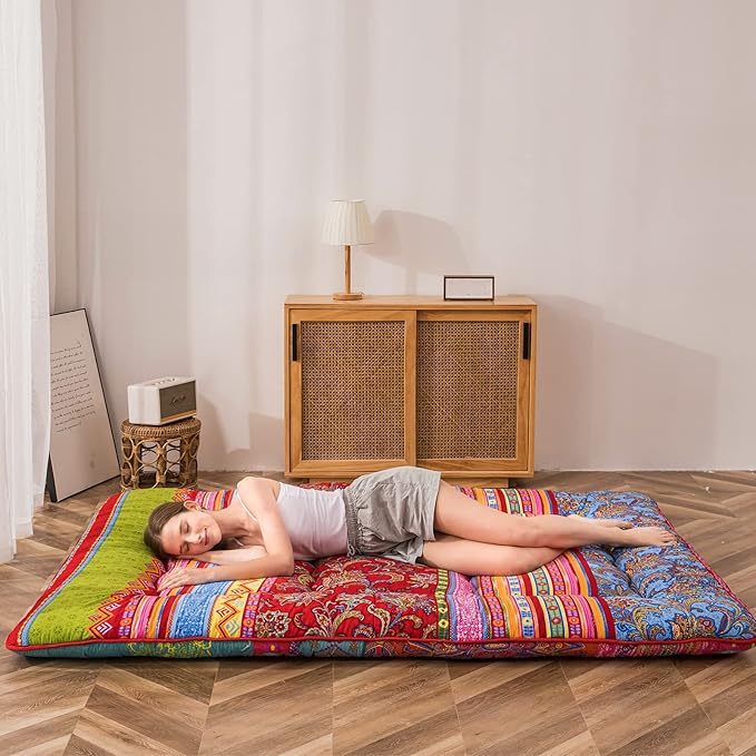 MAXYOYO Bohemian Retro Floor Mattress Vintage Floral Japanese Futon Mattress Roll Up Thicken Sleeping Bed Portable Camping Mattress Floor Lounger Couch Bed Mattress Pad, Full Size