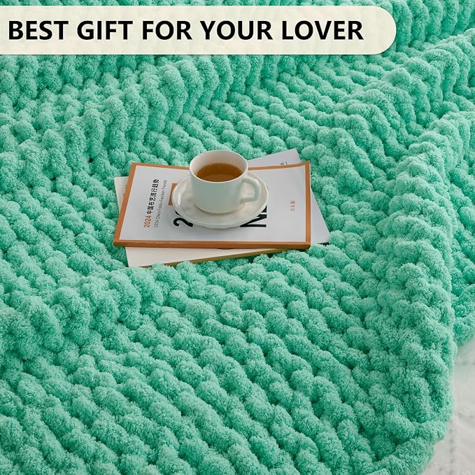 L'AGRATY Chunky Knit Throw Blanket - Image 6