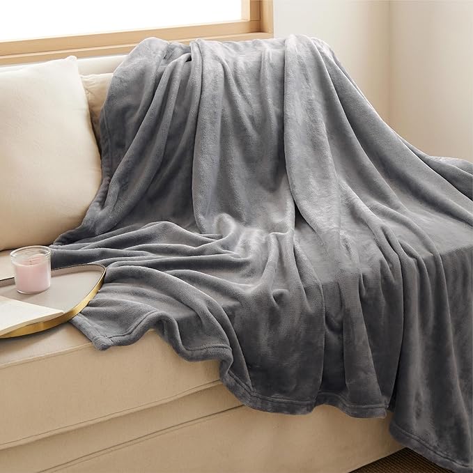 Bedsure Soft Fleece Throw Blanket - Image 2