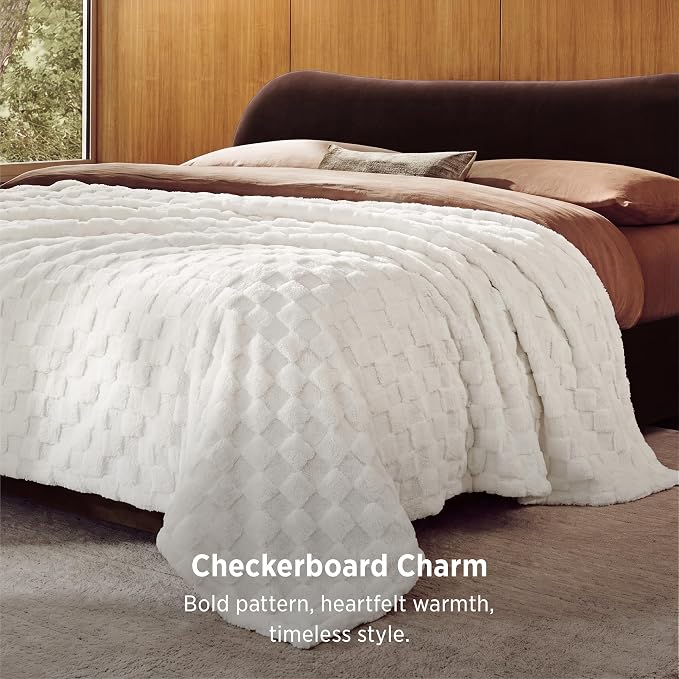 Bedsure GentleSoft Blankets Queen Size - Image 3