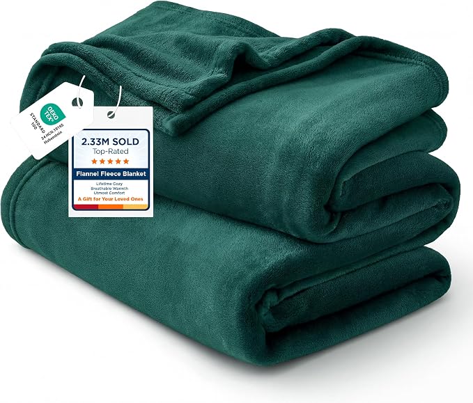 Bedsure GentleSoft Fleece Throw Blanket Forest Green by Unknown