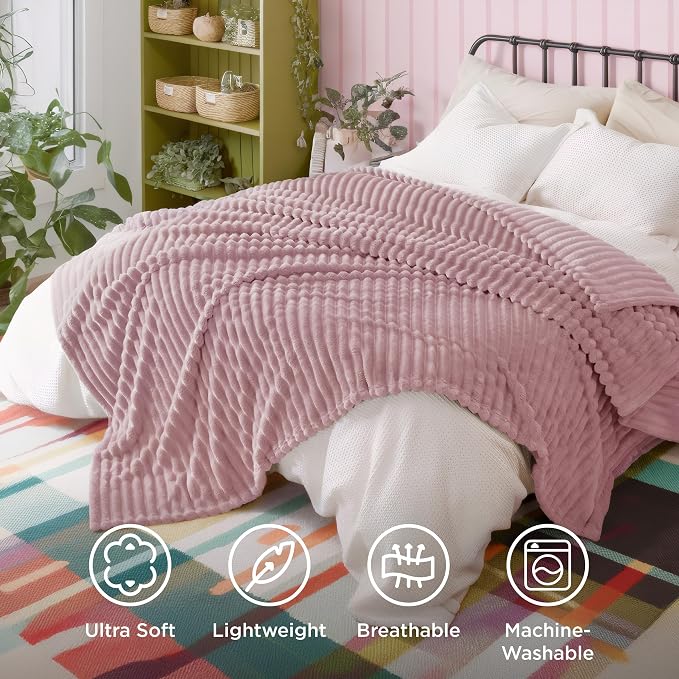 Bedsure Soft Full Size Fleece Blankets - Image 5