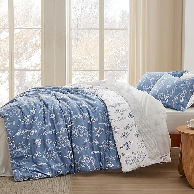 Bedsure Queen Comforter Set - Infinity Blue Bed Set, 3 Pieces Cute Floral Bedding, 1 Soft Reversible Botanical Flowers Comforter and 2 Pillow Shams