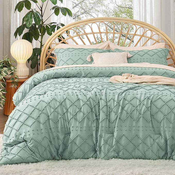 Bedsure Twin Comforter Set - Sage Green Comforter, Boho Tufted Shabby Chic Bedding for Kids, 2 Pieces Vintage Farmhouse Bed Set for All Seasons, Fluffy Soft Bedding with 1 Pillow Sham