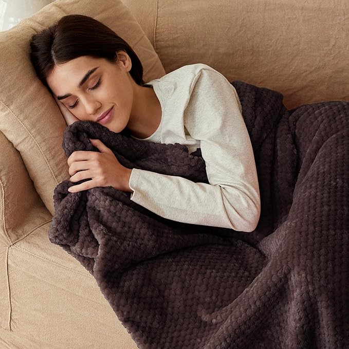 Exclusivo Mezcla Fleece Bed Blanket Queen Size, Super Soft and Warm Blankets for Couch, Sofa and Bed Waffle Textured, Cozy, Fuzzy and Lightweight (Coffee, 90x90 Inches)
