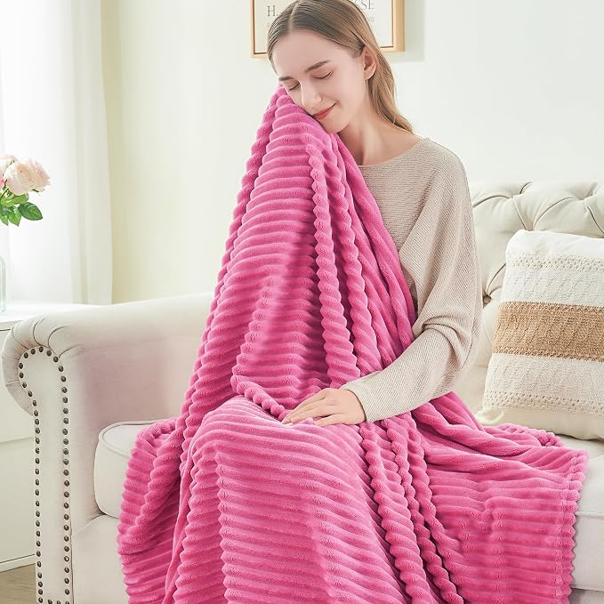 BEDELITE Ribbed Jacquard Hot Pink Fleece Twin Blanket - Image 4