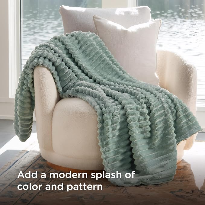 Bedsure Soft Twin Blanket for Bed Decor Gifts Sage Green 60"x80" | Birthday - Image 3