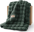 Bedsure 3D Fleece Bubble Blanket by BEDSURE
