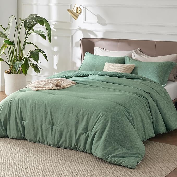 Bedsure Full Comforter Set - Green Soft Bedding for All Seasons, Cationic Dyed Bed Set, 3 Pieces, 1 Full Size Comforter (82"x86") and 2 Pillow Shams (20"x26"+2")