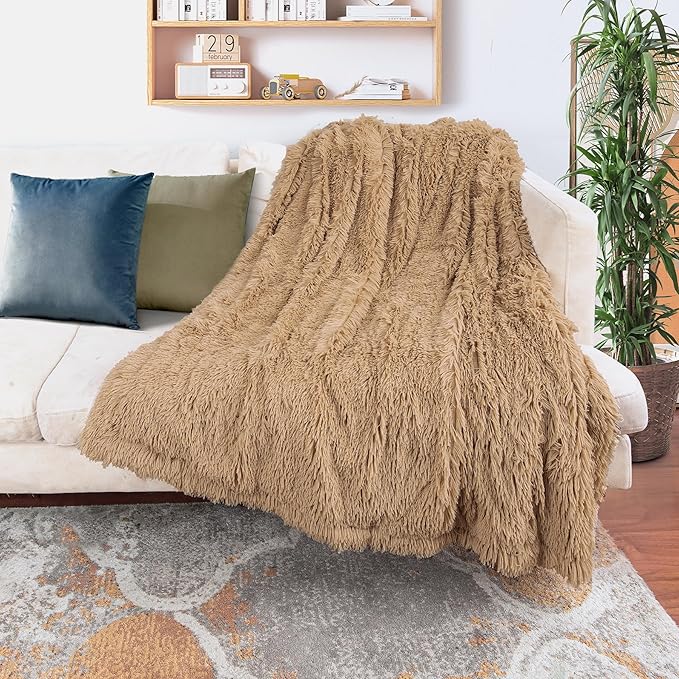 Tuddrom Decorative Extra Soft Faux Fur Blanket Twin Size,Solid Reversible Fuzzy Lightweight Long Hair Shaggy Blanket,Fluffy Plush Fleece Comfy Microfiber Throw Blanket for Couch Sofa Bed,Camel