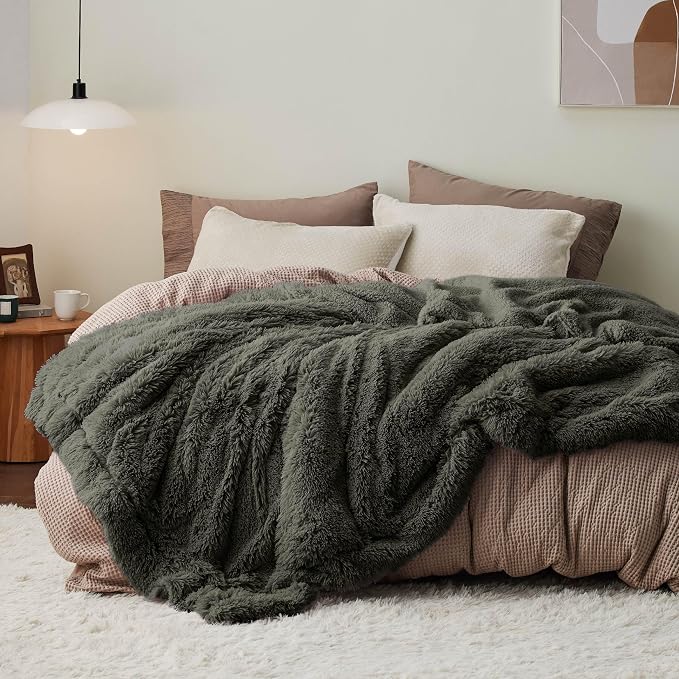 Bedsure GentleSoft Fluffy Olive Green King Size Blanket by Unknown