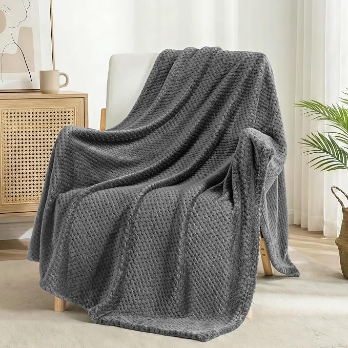 Exclusivo Mezcla Soft Waffle Fleece Bed Blanket Twin XL Size, Cozy Fluffy Design - Image 4