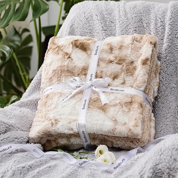Bedsure GentleSoft Sherpa Fluffy Blanket Twin Size - Fleece Warm and Cozy Throw for Women Gift, Plush & Fuzzy Faux Christmas Fur Blanket for Couch, Bed Decor, Tie Dye Design, Beige, 60x80 Inches