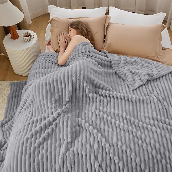 Bedsure Soft King Size Blankets - Image 5