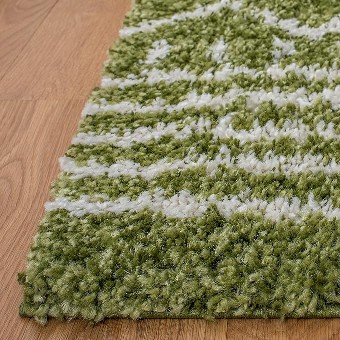 SAFAVIEH Arizona Shag Collection Area Rug - 2'6" x 14' Runner, Green & Ivory, Non-Shedding & Easy Cleaning, Plush Thick Pile, Ideal for Living Room, Bedroom, Dining Space (ASG741X)
