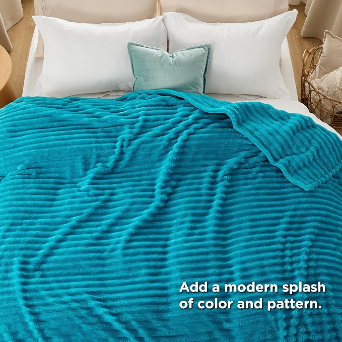 Bedsure Soft Full Size Fleece Blankets - Image 6