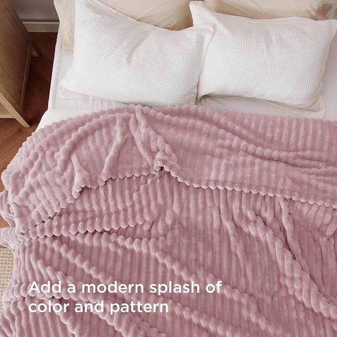 Bedsure Soft Full Size Fleece Blankets - Image 3
