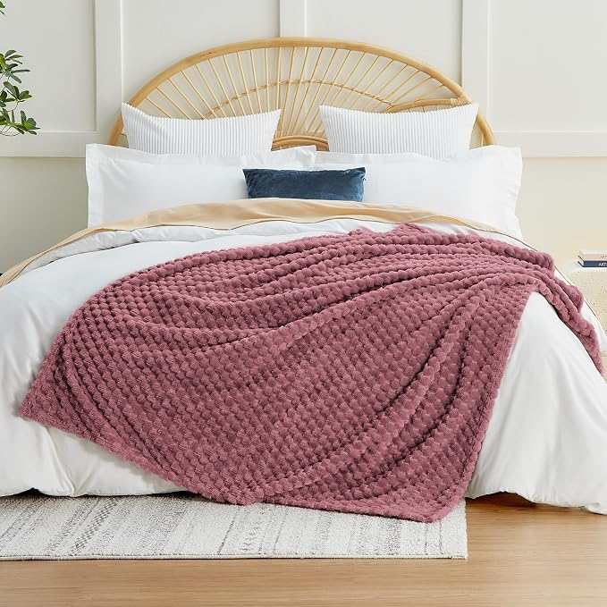 EXQ Home Gentle Soft Fleece Throw Blanket – Cozy Lightweight 3D Imitation - Image 3