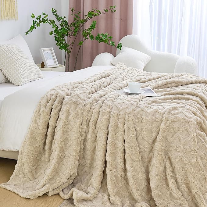 Aganear Fleece Throw Blanket for Couch Sofa 60"x80" Khaki | Lightweight Fuzzy - Image 5