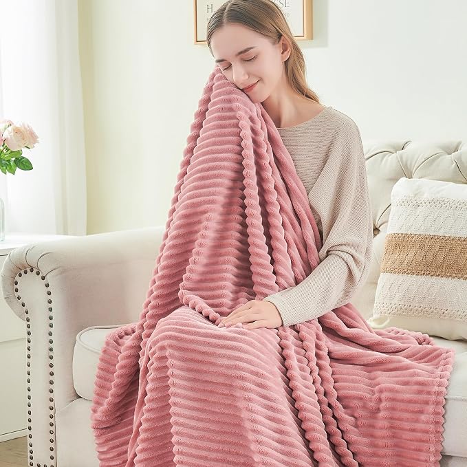 BEDELITE 3D Ribbed Jacquard Pink Blankets Queen Size - Image 3